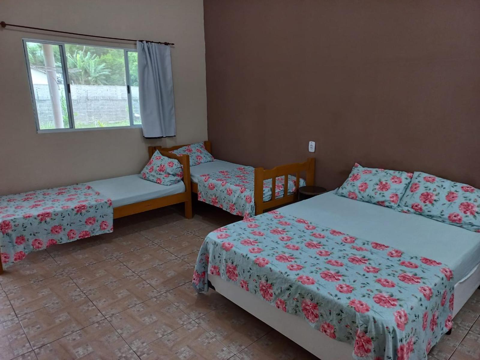 Locacao P Final De Semana Mourada Terrea Hotel Caraguatatuba Bagian luar foto